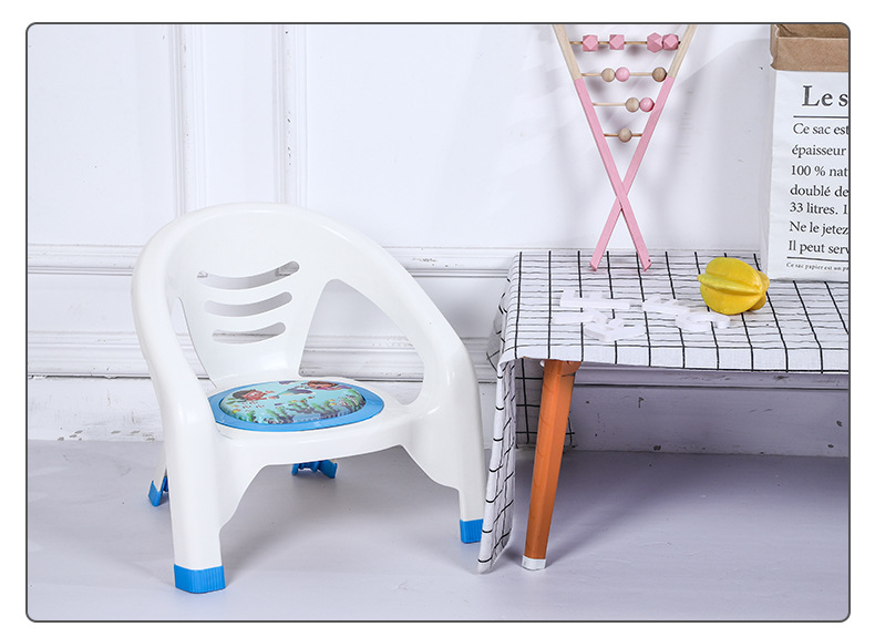 供应宝宝小椅子有靠背板凳叫叫椅有响声塑料椅子婴儿小孩坐椅详情12