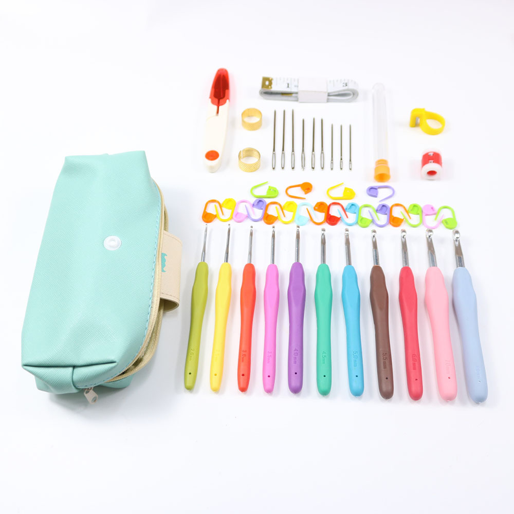 DIY knitting tool TPR soft handle hook set Silicone crochet beard includes accessories rainbow solid crochet pic 2