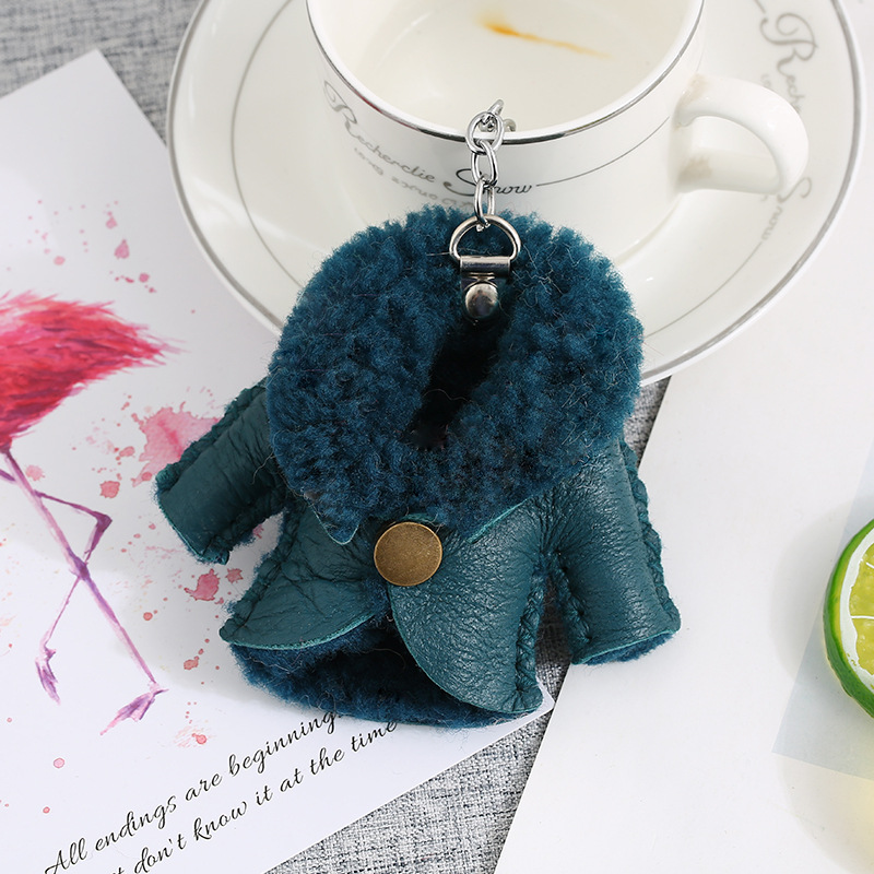 2020创意新款毛绒衣服钥匙扣挂件配饰包包箱包挂饰厂家批发热销详情15