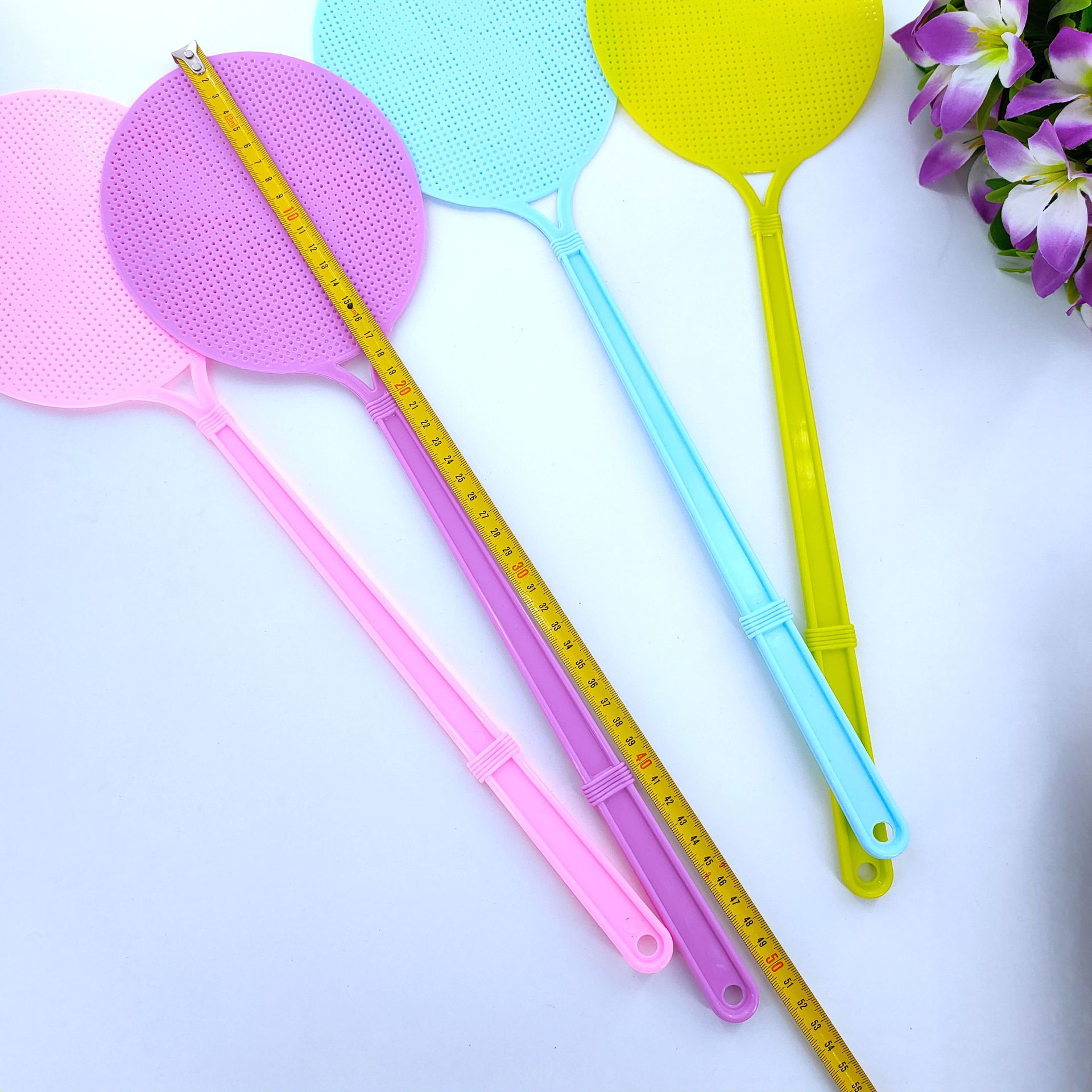 【1-8 Zones 】 Round head plastic swatter 10/ pack 800/ box Large household plastic long-handled thickened fly swatter manual mosquito swatter round head fly swatter wholesale 1 yuan pic 1