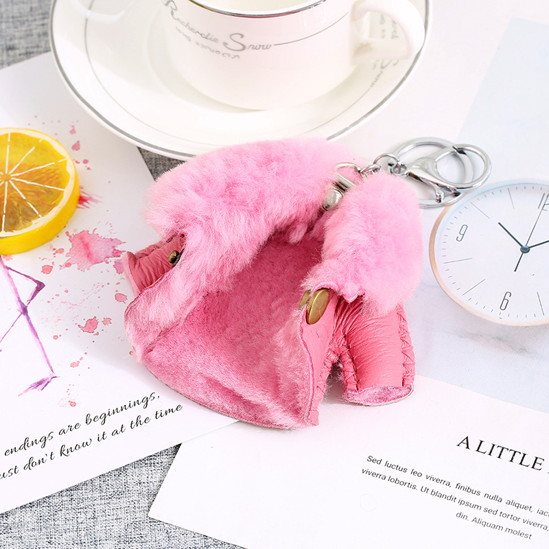 2020创意新款毛绒衣服钥匙扣挂件配饰包包箱包挂饰厂家批发热销详情5