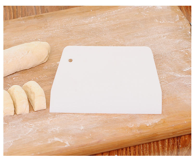 Plastic cream cake cutter, trapezoidal dough cutter, oil scraper, baking scraper, cake scraper pic 2