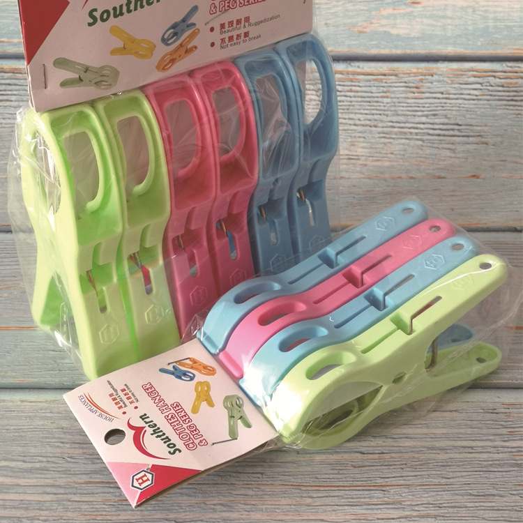 Factory direct sales of universal clothes clips, large plastic drying clips, traceless quilt fasteners, 8-clip windproof drying clothes clips pic 5