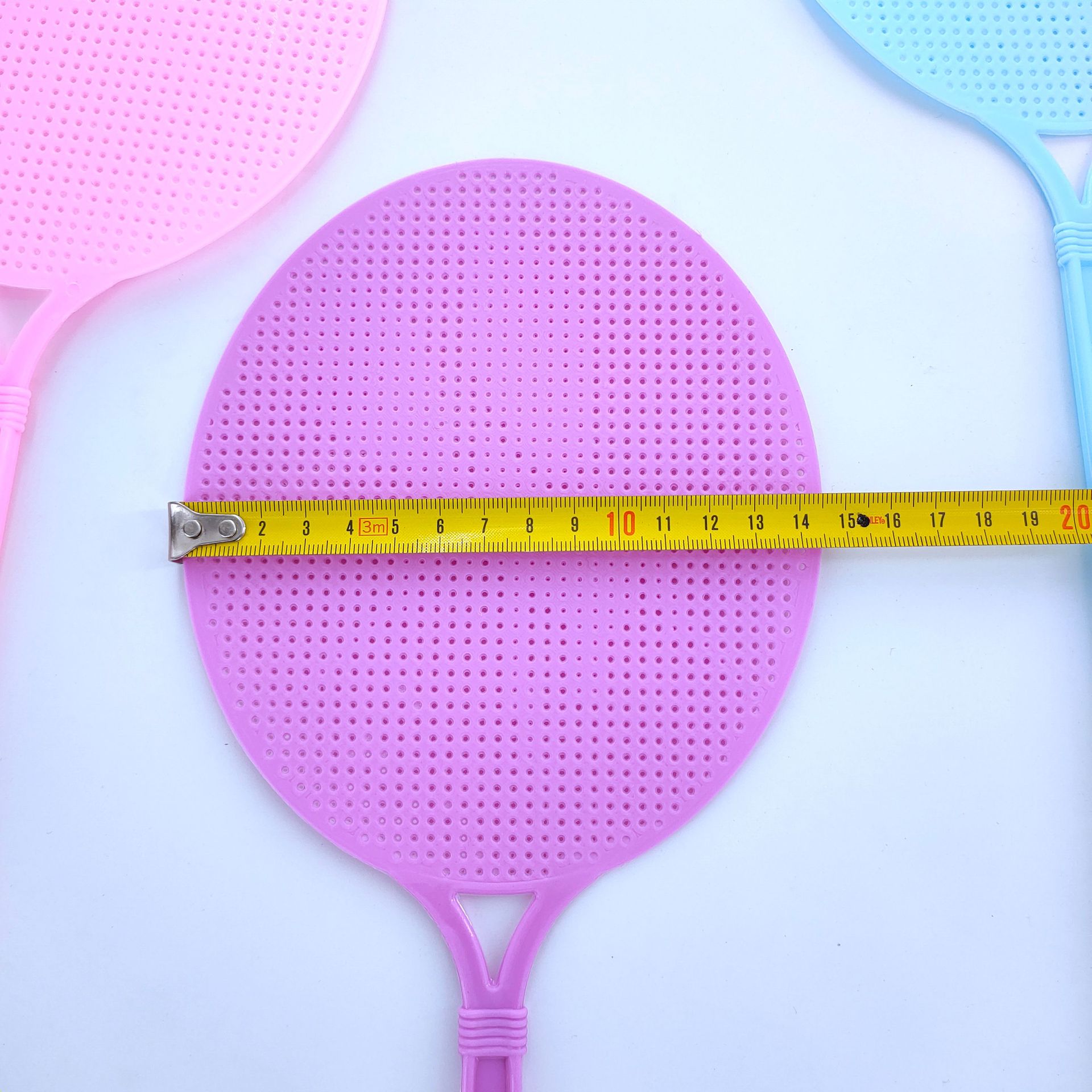 【1-8 Zones 】 Round head plastic swatter 10/ pack 800/ box Large household plastic long-handled thickened fly swatter manual mosquito swatter round head fly swatter wholesale 1 yuan pic 2