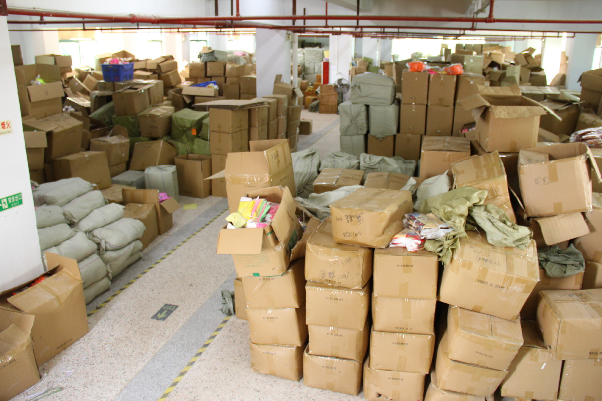 Children and babies, cartoon swimming rings, seat rings, airplane and car water seat rings, 0-3 years old, factory direct supply inflatable toys pic 3