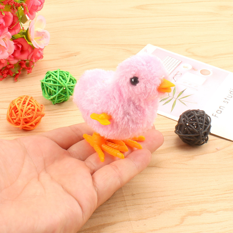 This plush wind-up chicken is a cute, nostalgic and realistic toy for children, babies and kids. It can be wound up, jump and run pic 7