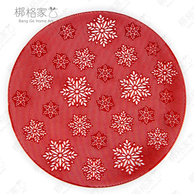 雪花PVC餐桌垫西餐垫隔热垫厨房垫子圣诞节主题烫金缕空餐桌垫详情8