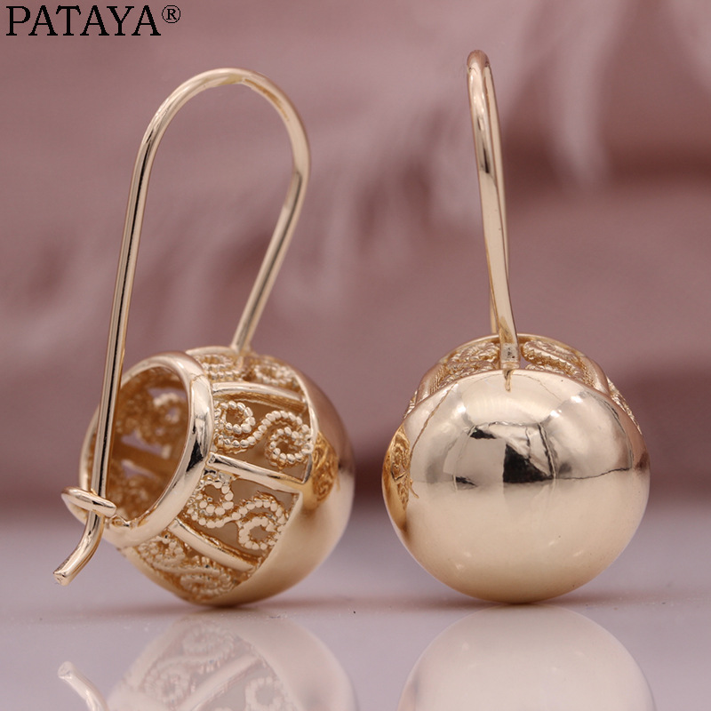 PATAYA时尚创意夸张饰品玫瑰金光面球形镂空耳坠厂家直供批发详情10