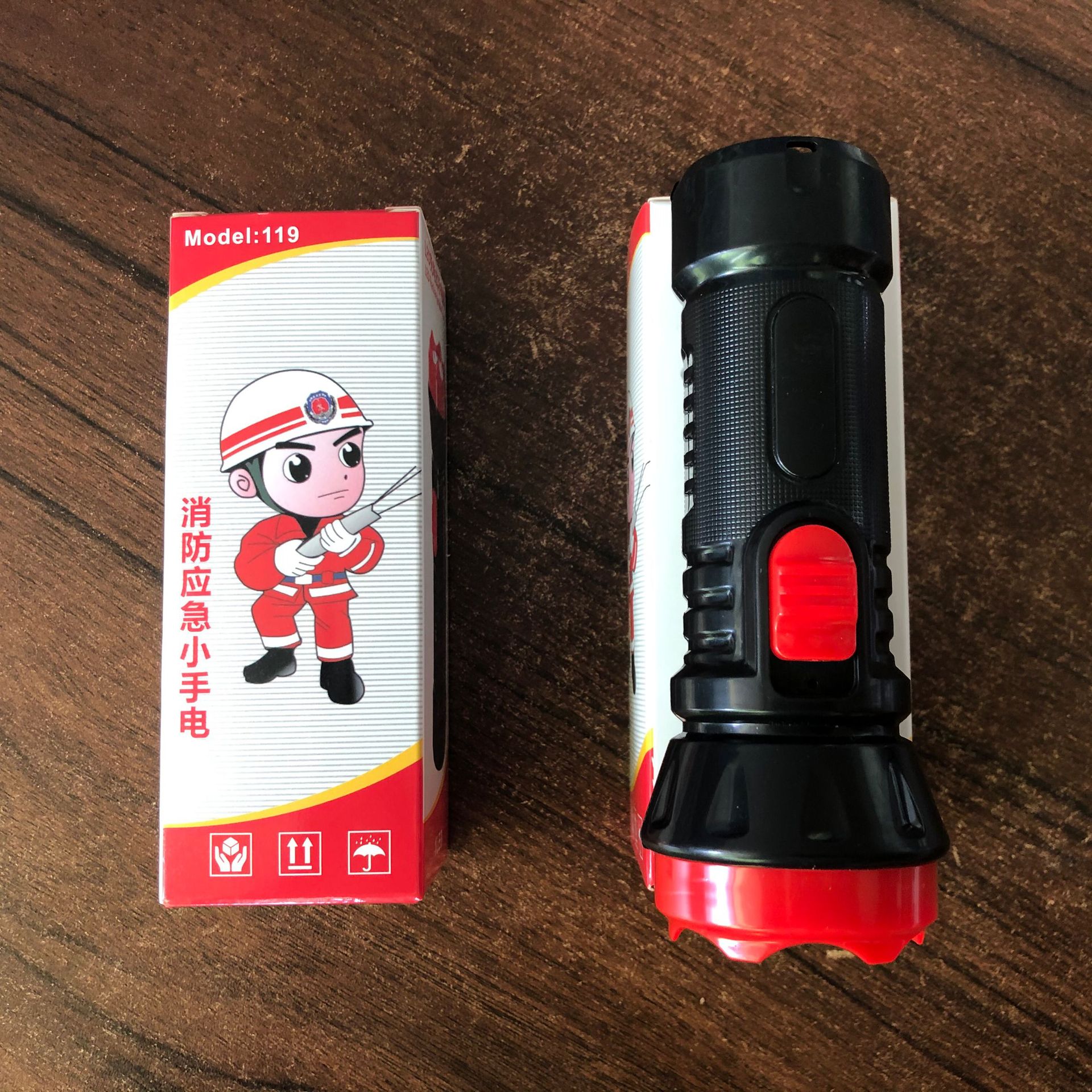 Outdoor portable high-intensity long-range LED high-power fire flashlight, rechargeable, specifically designed for emergency use in hotels and guesthouses pic 3