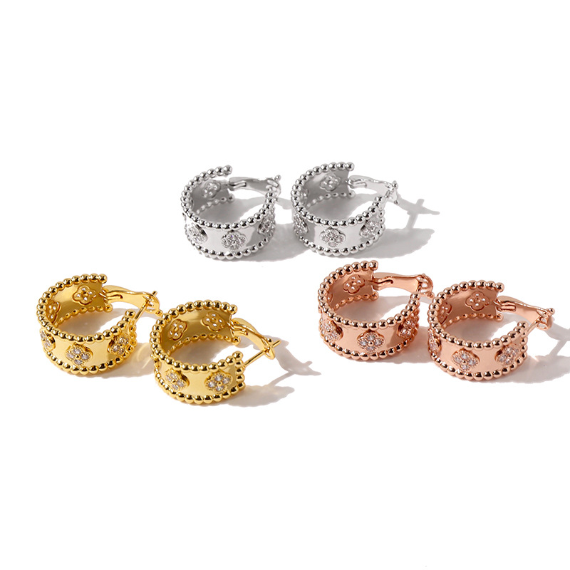 【08】 Wholesale of new exquisite and beautifully matched four-small diamond rice bead earrings for foreign trade jewelry pic 4