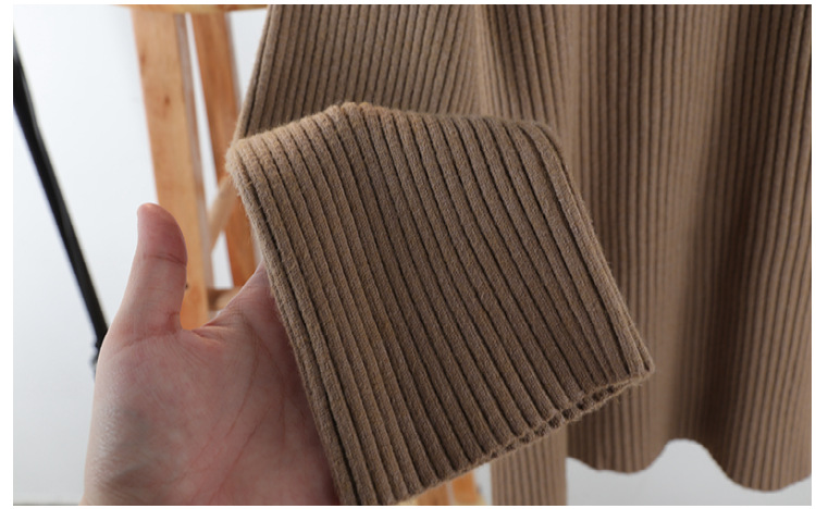 This mid-length sweater is a loose and simple Korean style pullover for women in autumn and winter. Pair it with a thick and warm base knitted sweater for a trendy top pic 20