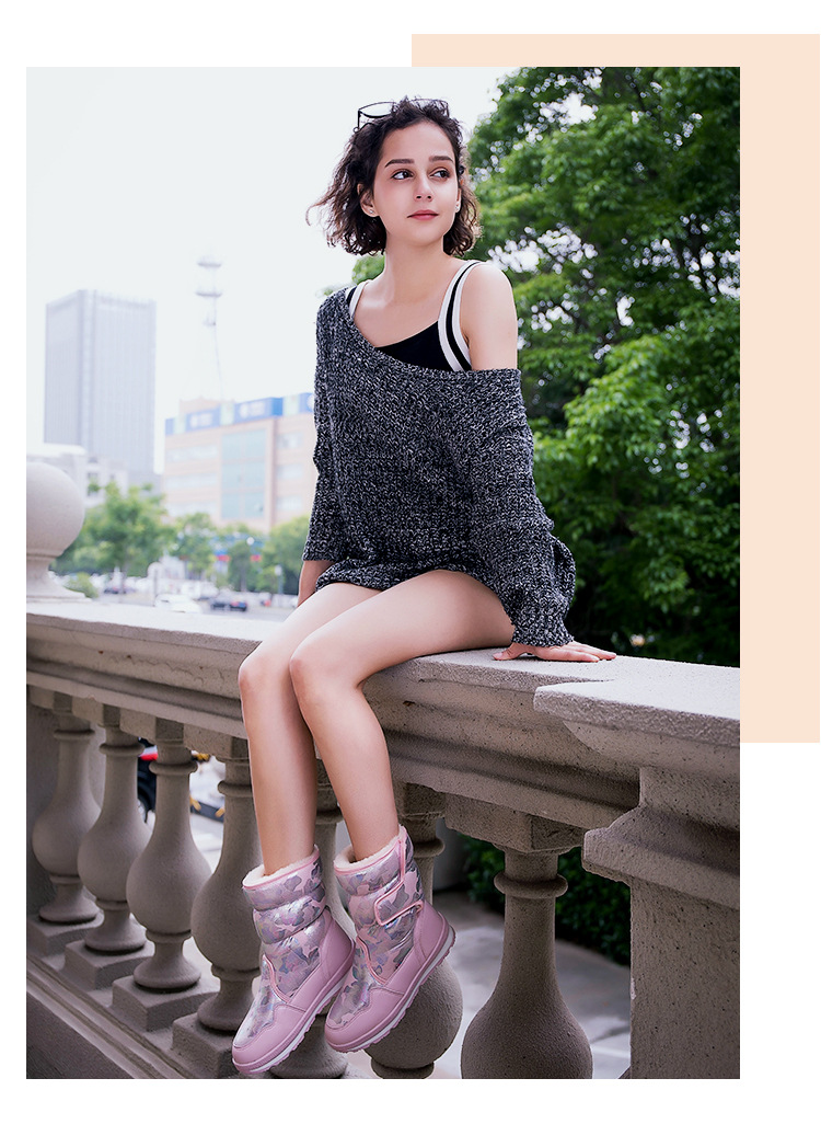 分销跨境魔术贴亲子儿童雪地靴防水防滑冬季中筒加绒加厚儿童冬鞋详情14