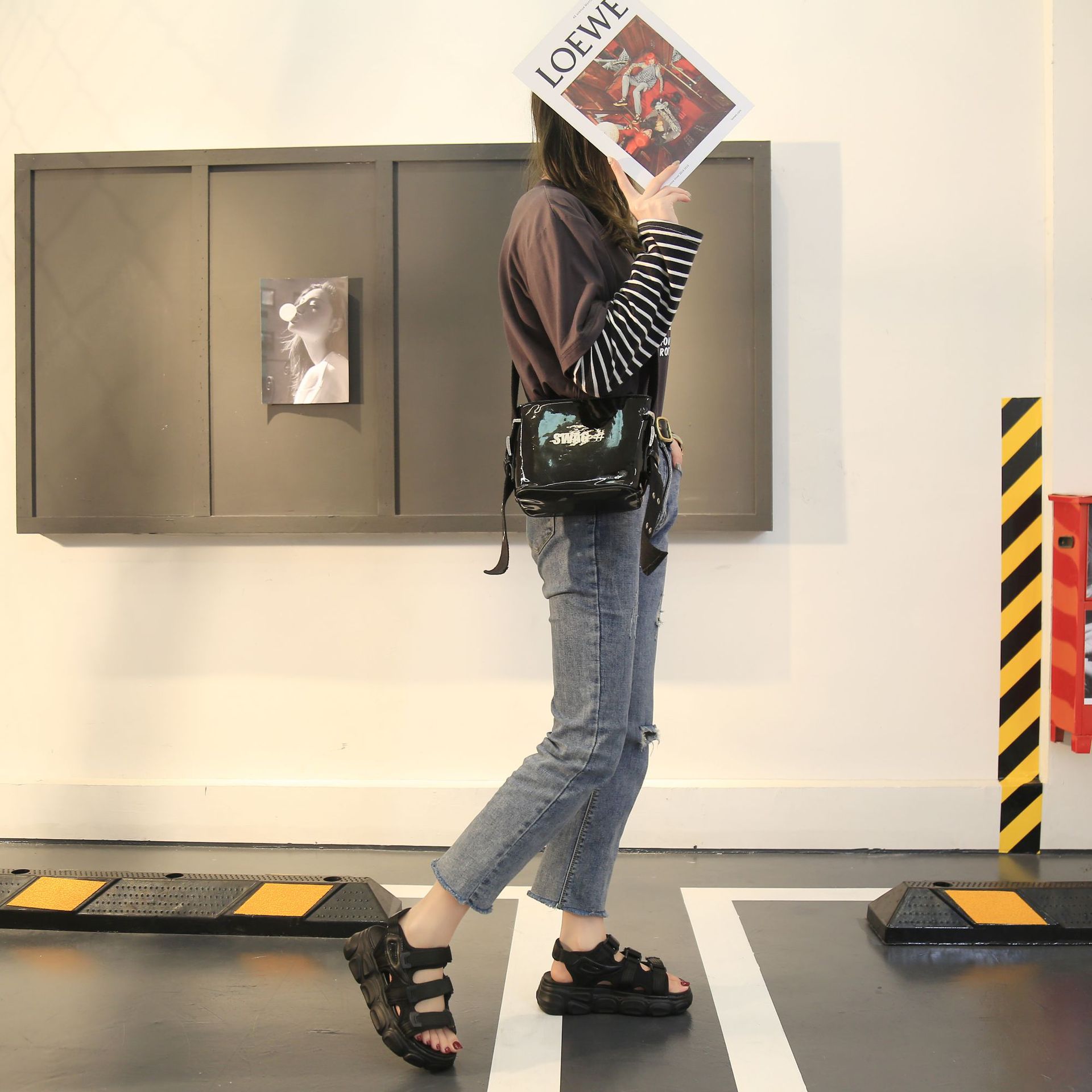 跨镜凉鞋女2025夏季新款韩版学生耐地磨轻便厚底魔术贴松糕鞋批详情69