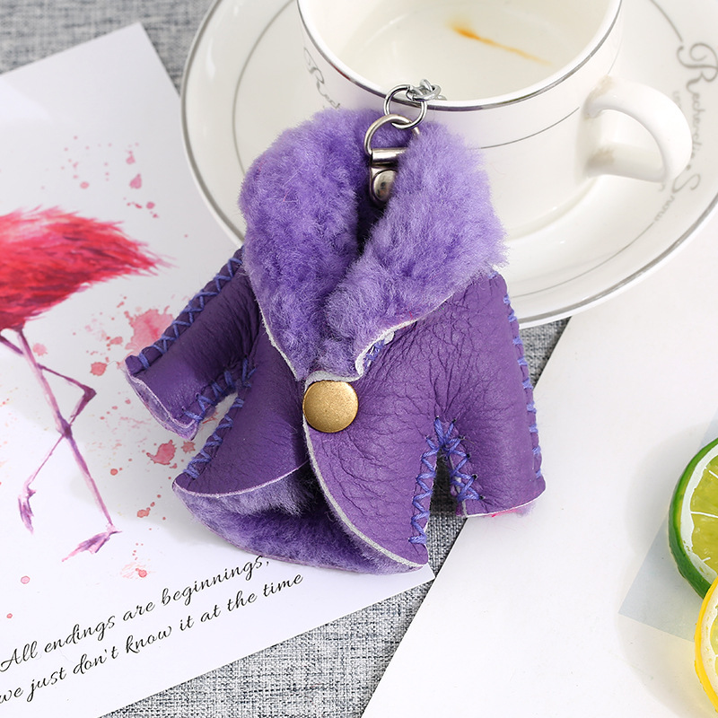 2020创意新款毛绒衣服钥匙扣挂件配饰包包箱包挂饰厂家批发热销详情8