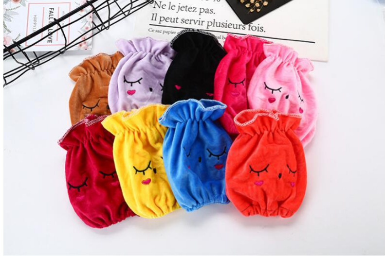 Wholesale cute cartoon Mimi Rabbit sleeve protectors, anti-stain and anti-dirt sleeve protectors, adult sleeve protectors, 2-yuan store hot sales pic 6