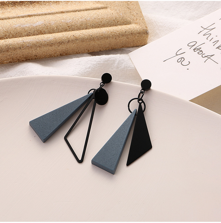 The new Japanese wooden smog blue cold style makes the face slimmer. Asymmetrical black S925 silver needle earrings without ear clips pic 4