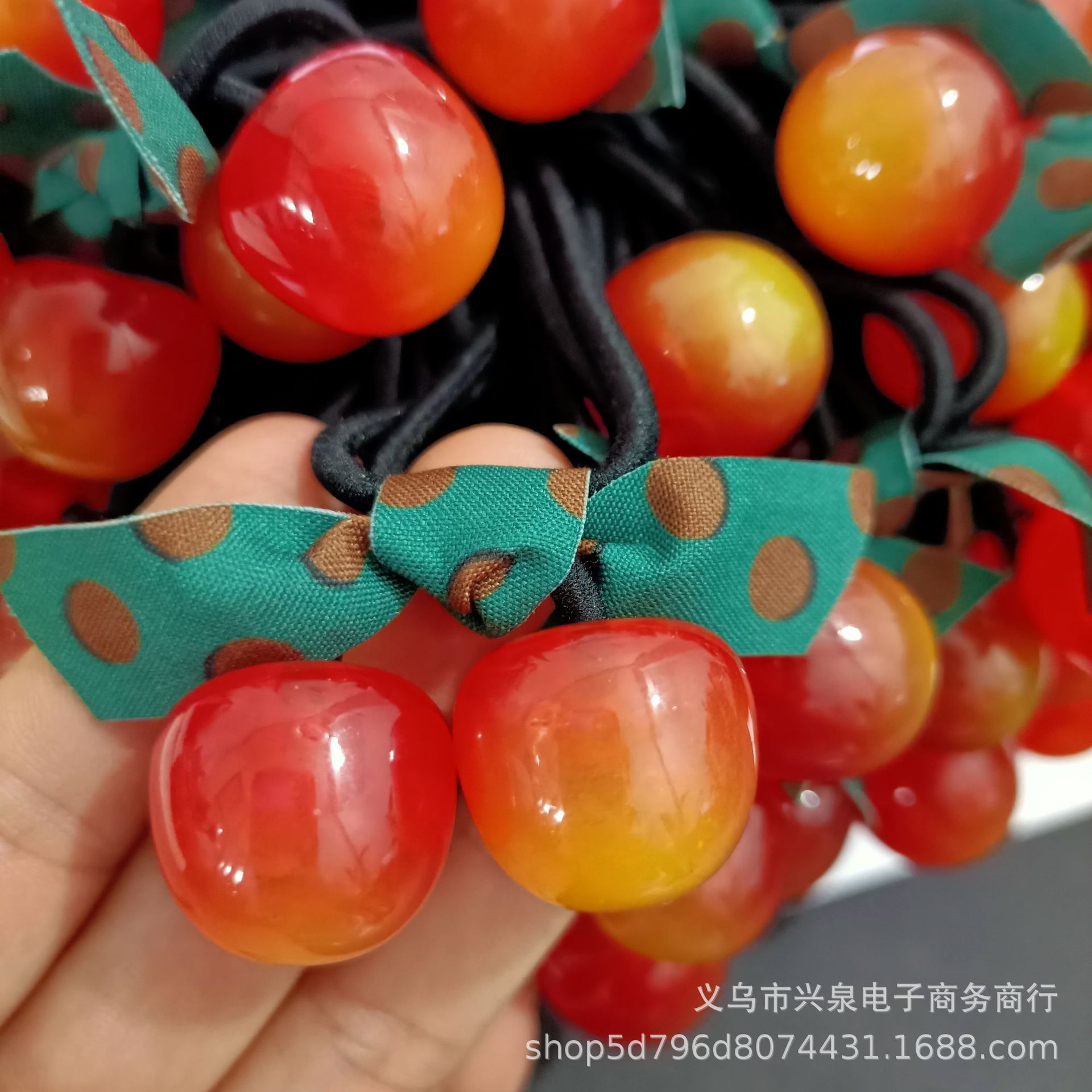 Big Cherry Hair Tie No. 118, 1 yuan, popular hair tie, cherry simulation hair tie, ribbon hair tie, fashionable Internet celebrity Korean version hair band, 2 yuan, accessory pic 9