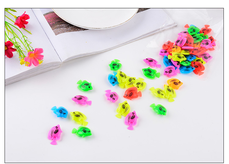 Wholesale of simulated fish, water balls, fish tank decoration, floating fish, mini gashapon accessories, colorful plastic, 2.5CM small fish pic 5