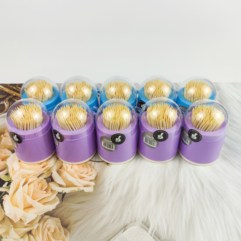 The two-yuan store uses creative flip-top bamboo toothpicks. The bamboo double-headed disposable toothpick holder holds fruit toothpicks pic 10