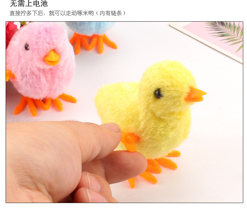 This plush wind-up chicken is a cute, nostalgic and realistic toy for children, babies and kids. It can be wound up, jump and run pic 11