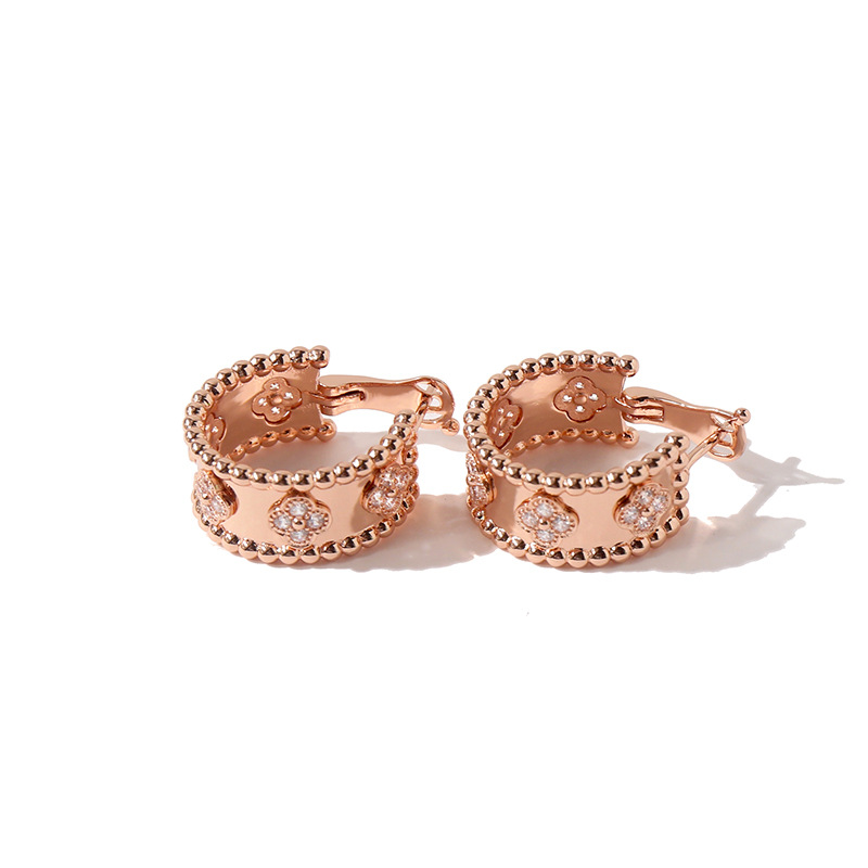 【08】 Wholesale of new exquisite and beautifully matched four-small diamond rice bead earrings for foreign trade jewelry pic 2