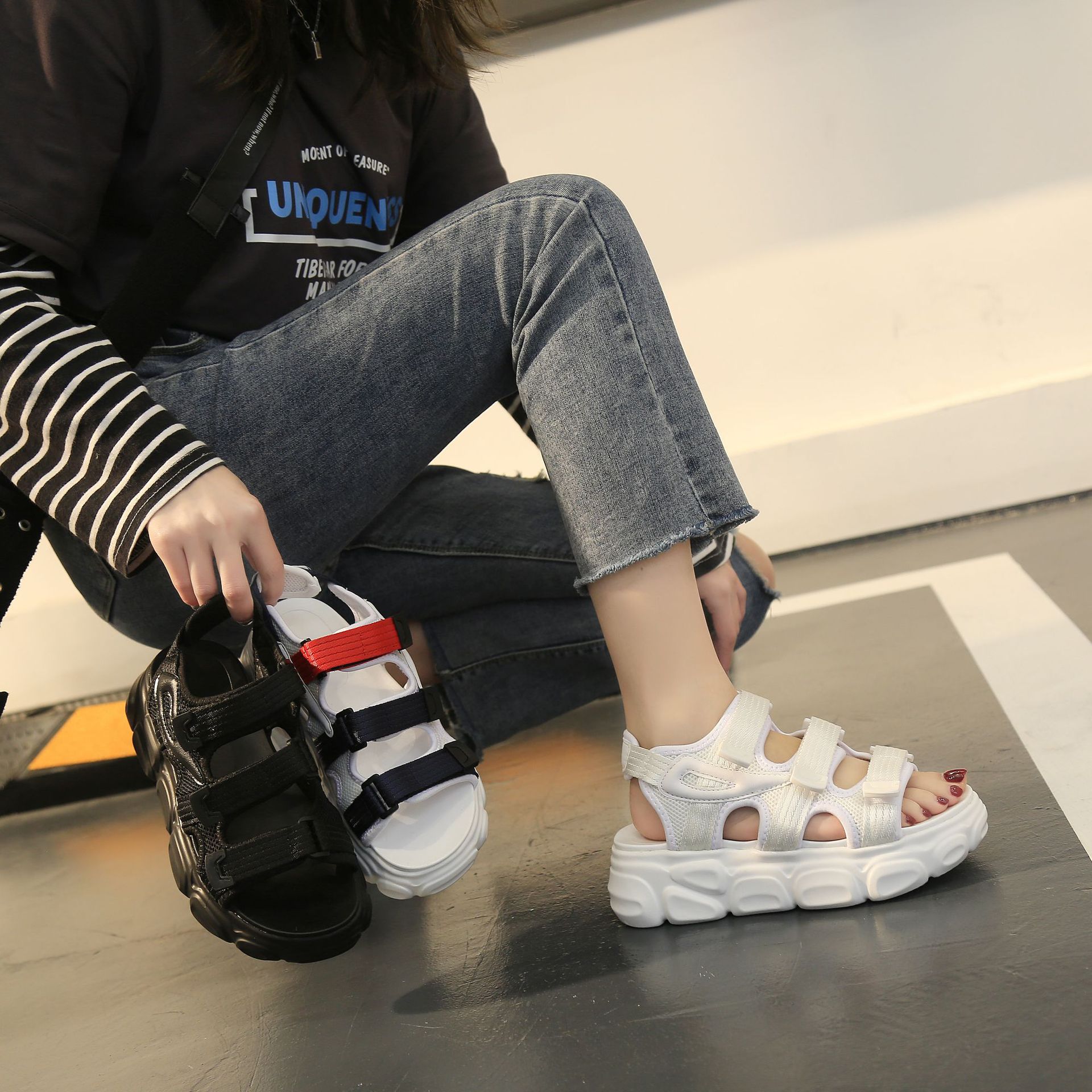 跨镜凉鞋女2025夏季新款韩版学生耐地磨轻便厚底魔术贴松糕鞋批详情71