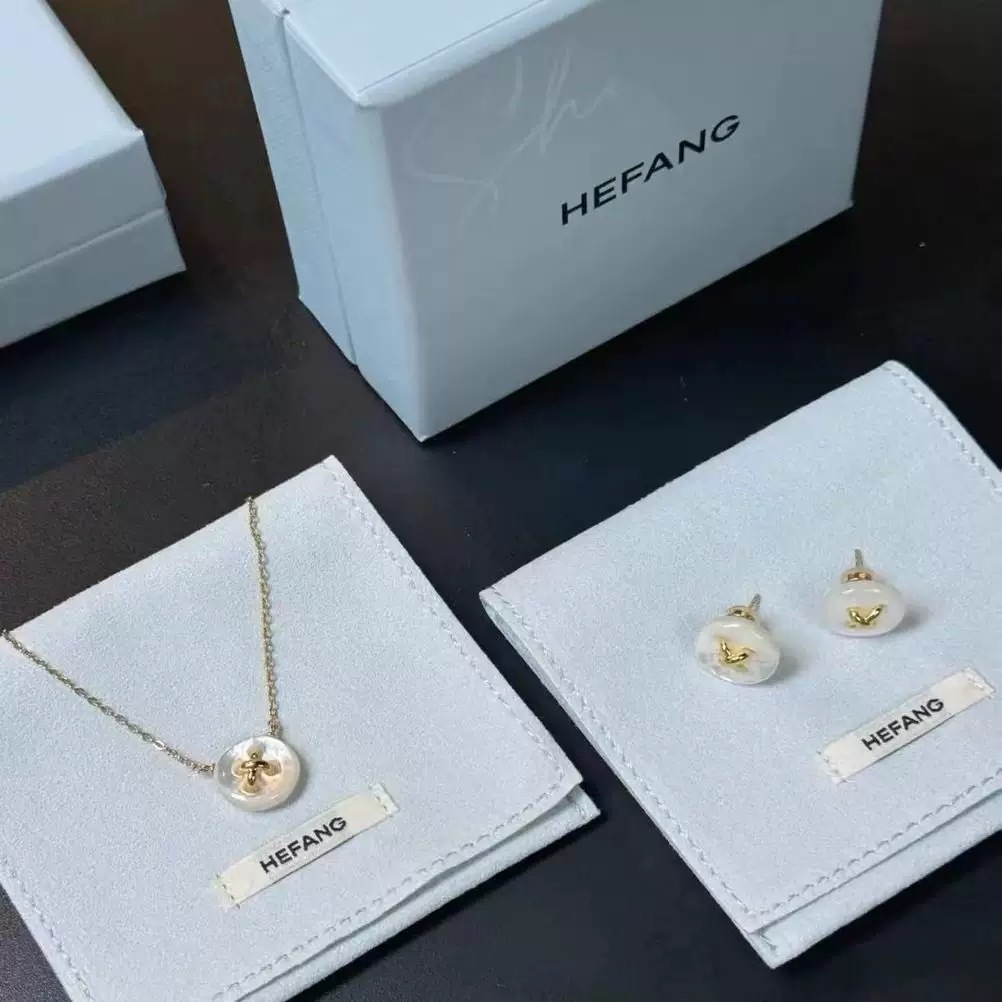 何*贝母纽扣项链 高级感轻奢优雅简约ins风白色纽扣耳钉项链套装详情8