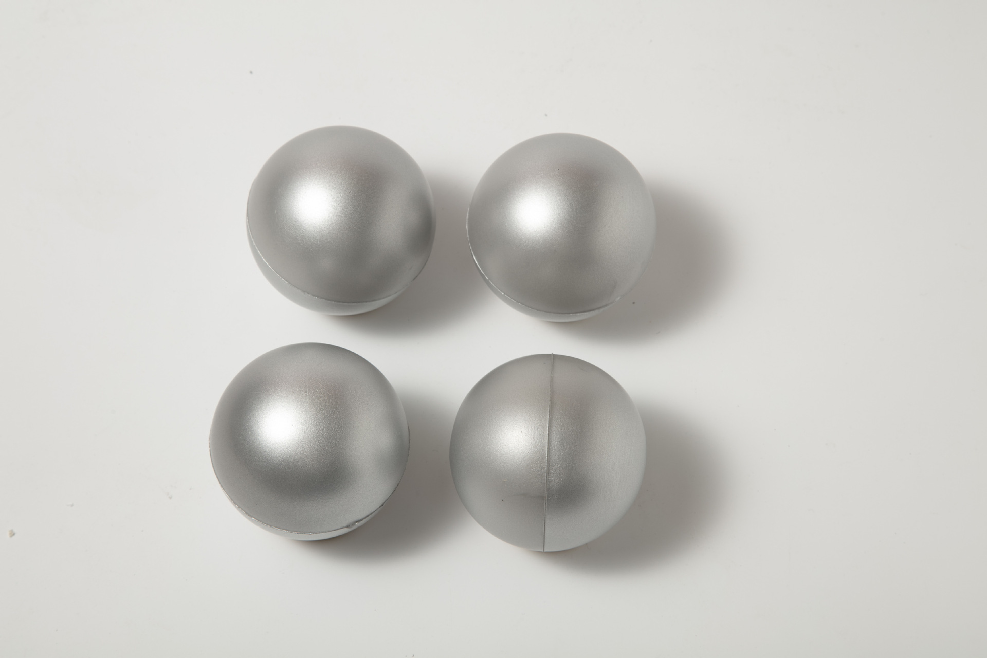 跨境爆款6.3cmPU发泡球光面中弹力发泄压力球海绵手抛球厂家批发详情8