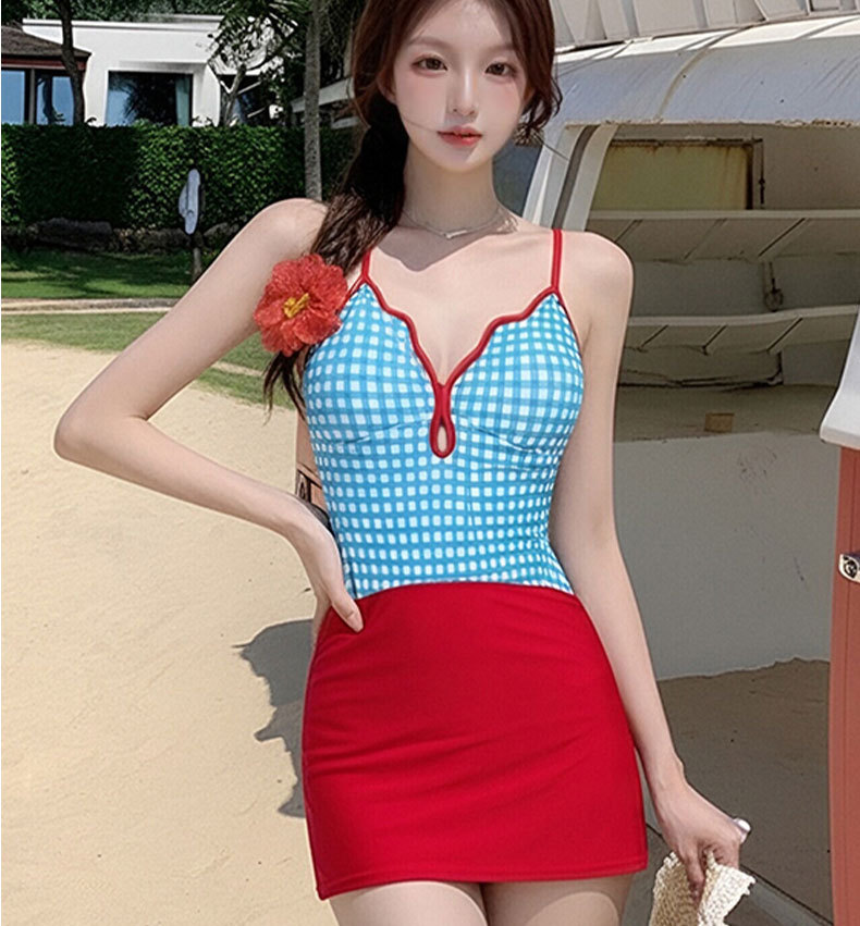 The 2026 new bestseller, conservative, slimming and sexy one-piece halter suit for hot spring soaking, Thai high-end sleeveless swimsuit for women, 125662 pic 7