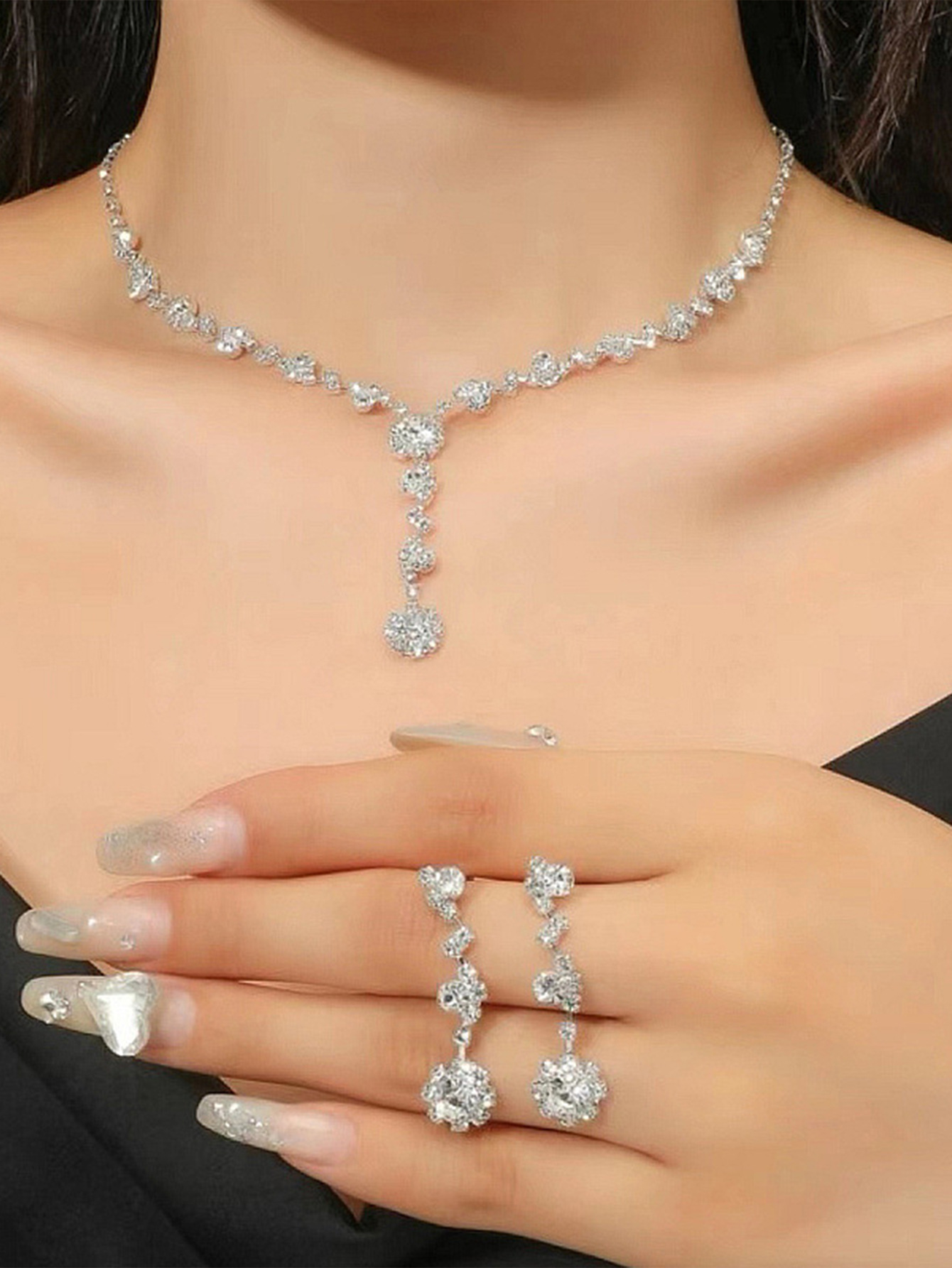 New necklace and earring set, European and American style water diamond collarbone bride accessory chain, diamond-encrusted banquet party set chain and earrings pic 3