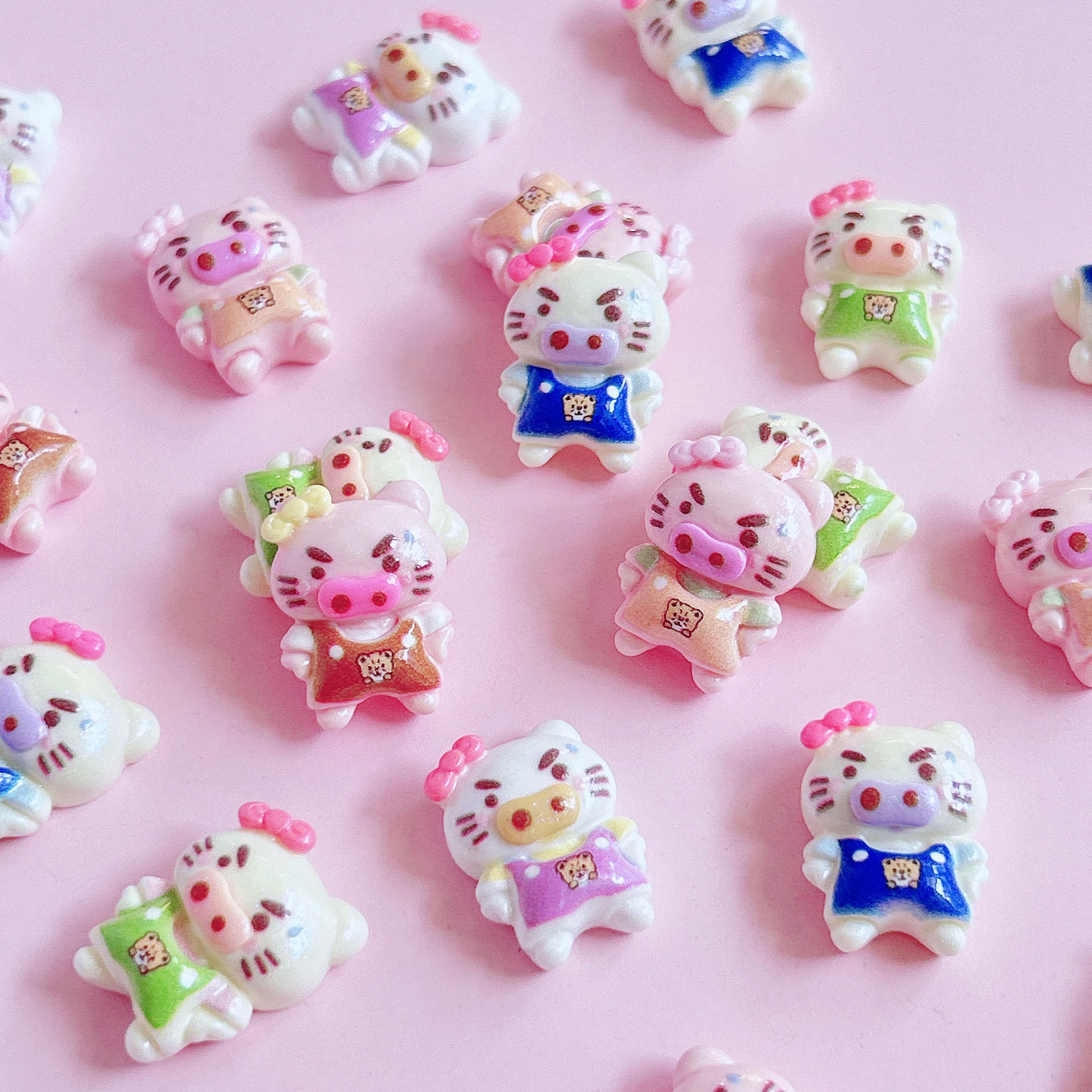 Cute and chubby little pig accessories, diy resin jewelry, hair clips, hair bands, key pendants, shoe buckles and accessories pic 8
