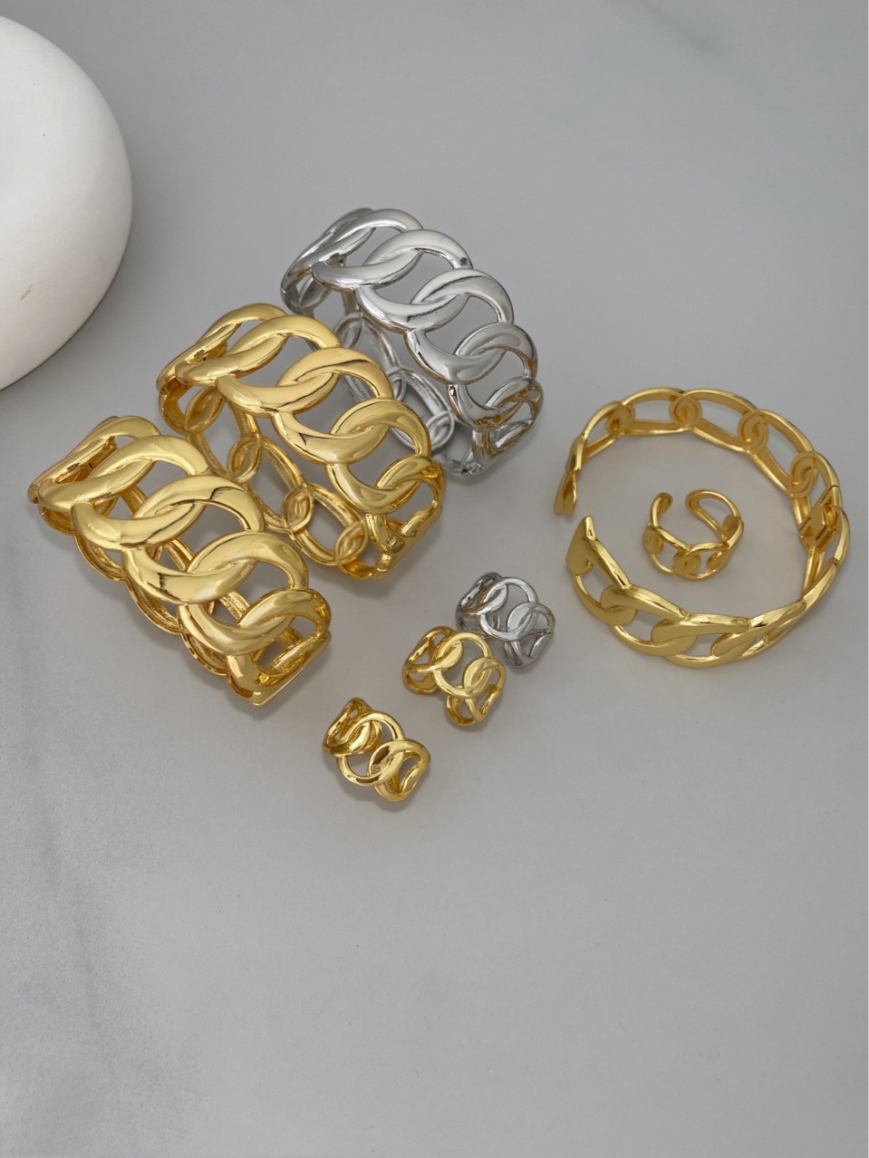 Wholesale of European and American fashion cross-border personality cold style, versatile circle ring wide face bracelet set manufacturer pic 4