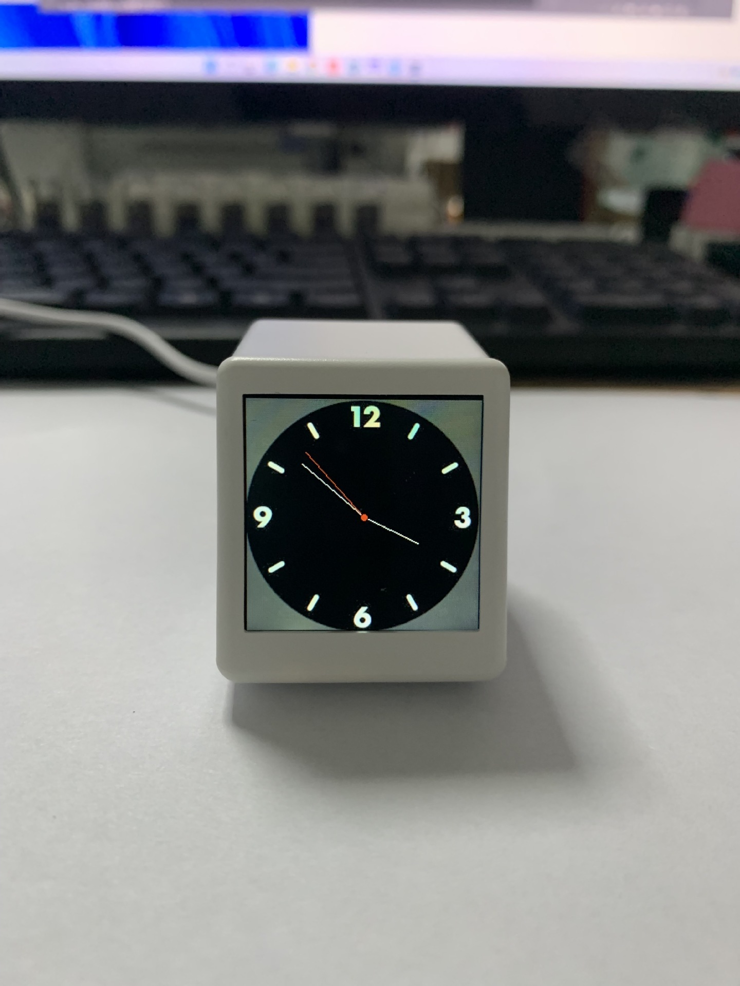 2024 New cross-border exclusive smart desktop electronic clock, WIFI weather station, weather mini TV digital ornament pic 18