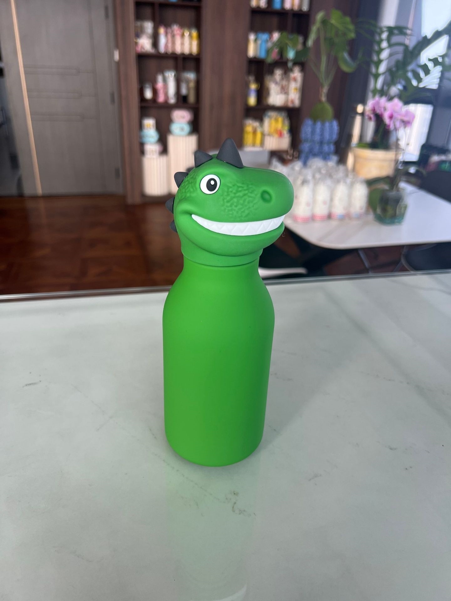 跨境新款TK亚马逊热卖创意可爱恐龙卡通公仔国潮儿童女生保温杯详情4