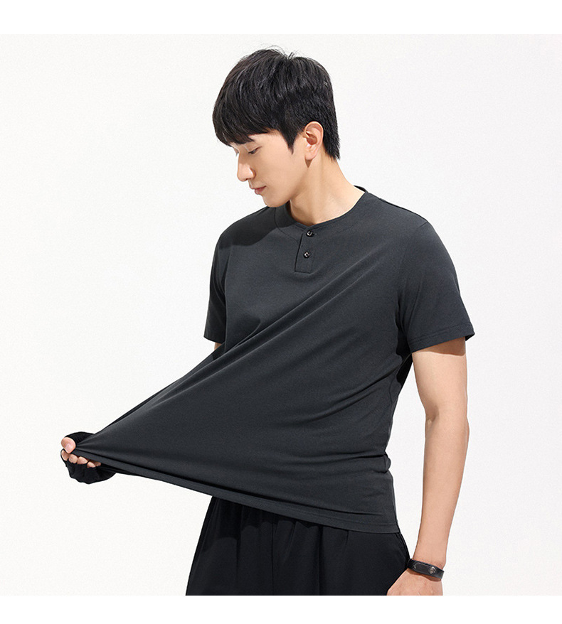 A new short-sleeved T-shirt for men in summer, featuring a trendy American style with a button-down collar and a cool, breathable feel. It is a sporty and casual top for young people pic 29