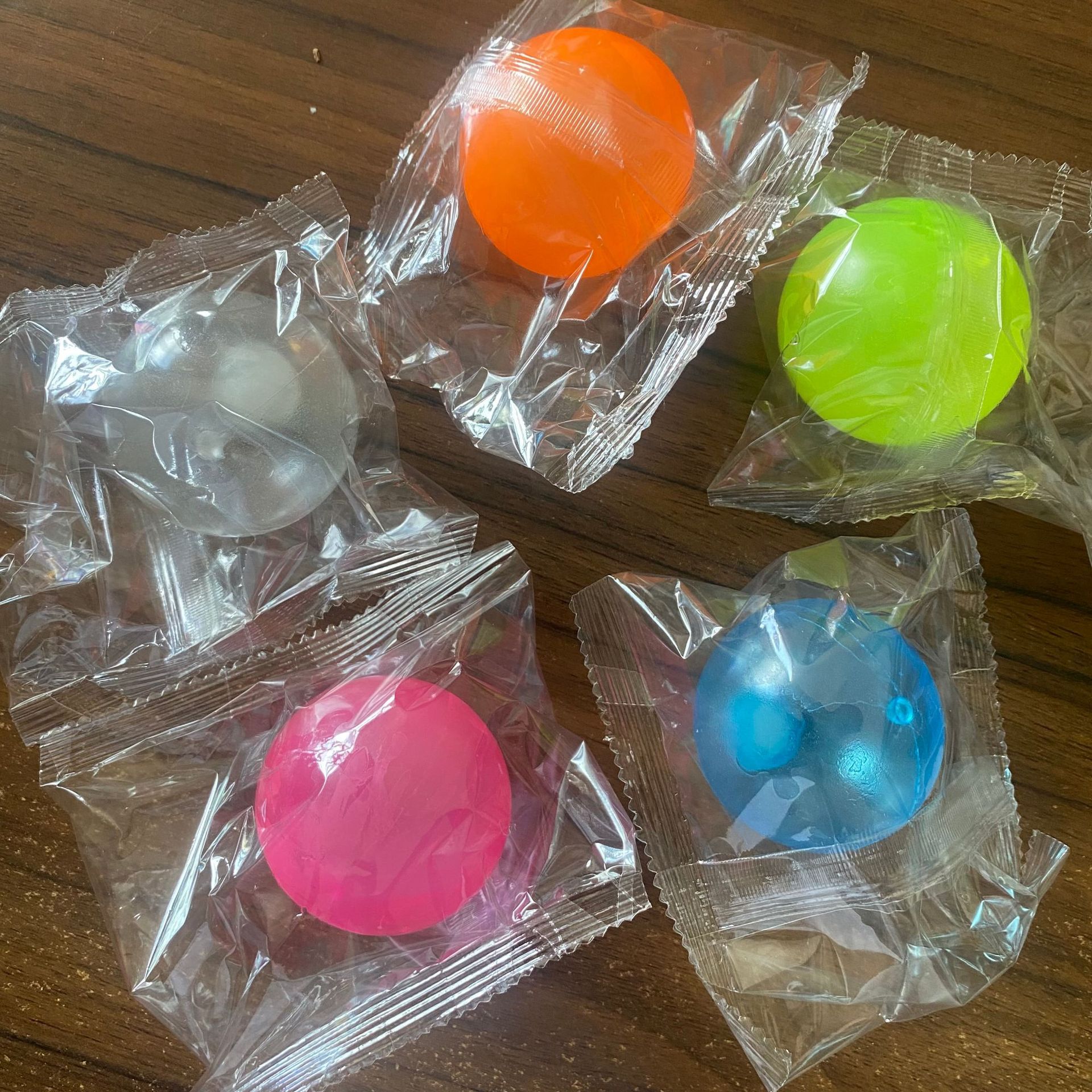 抖音夜光吸顶球粘靶球粘墙减压发泄球tpr互动儿童飞镖粘粘球玩具详情12