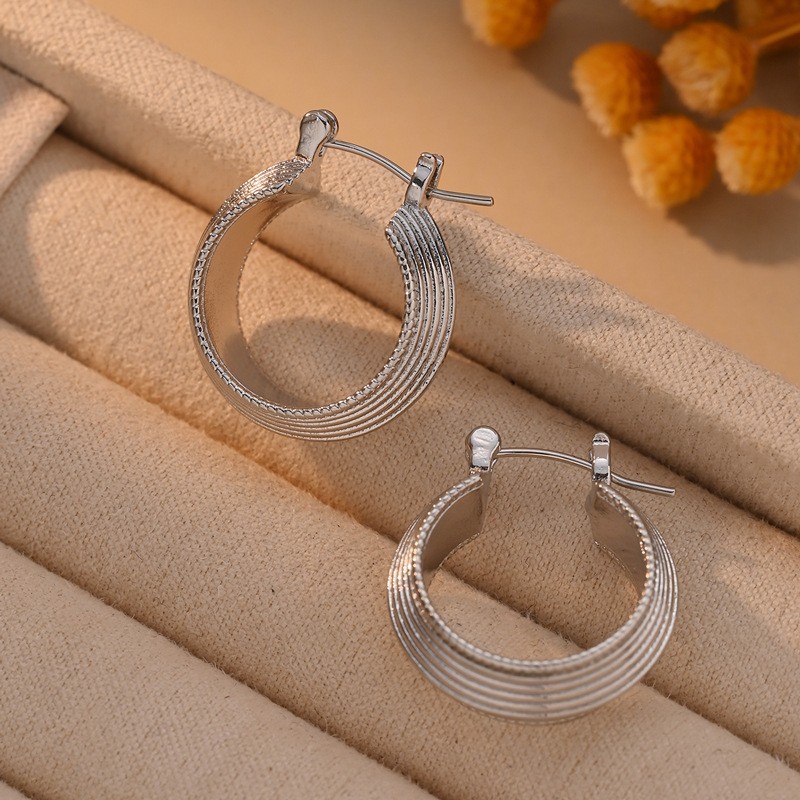 日韩精致简约耳圈爆款时尚百搭高级感素圈耳环气质通勤冷淡风耳扣详情39