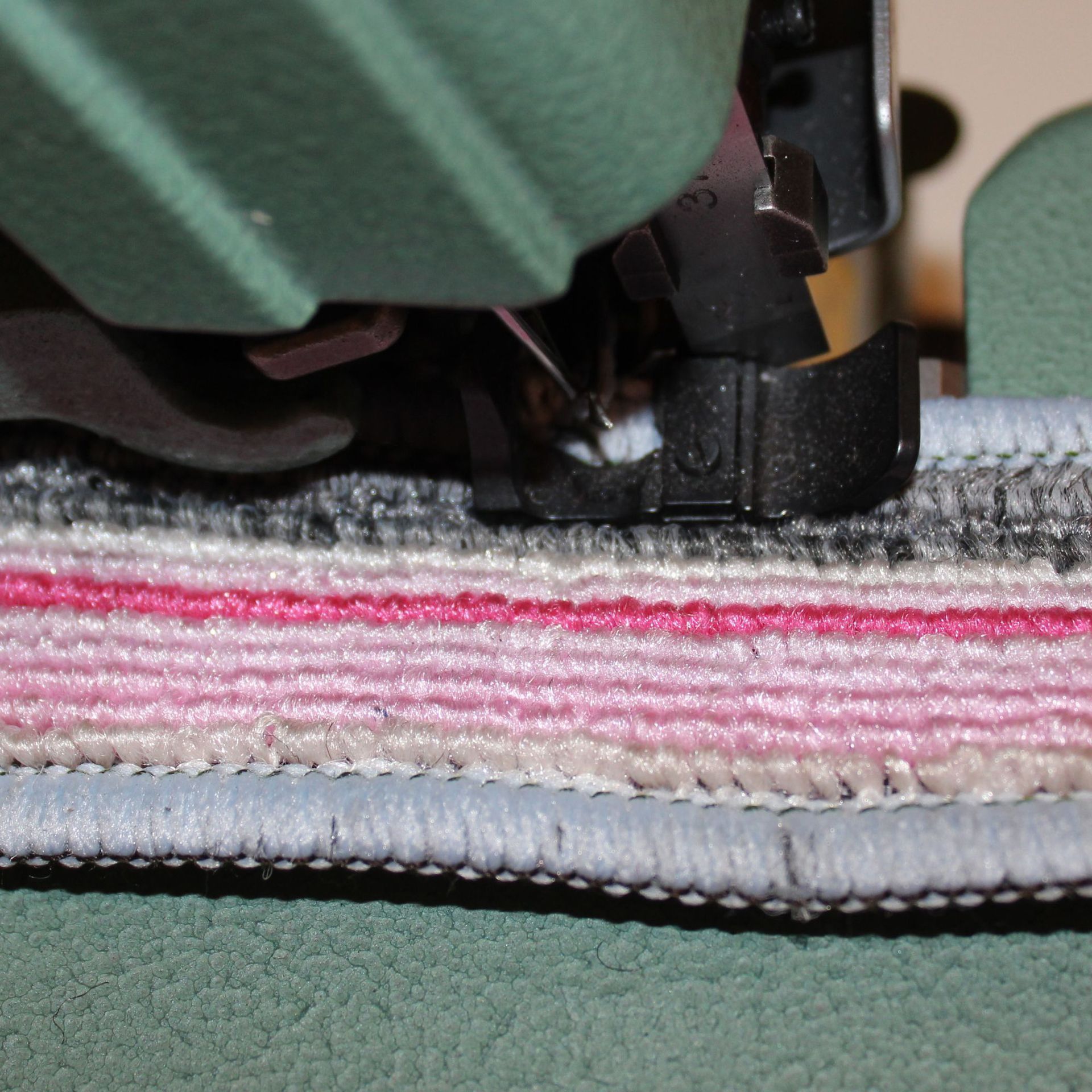 工业地毯包边机锁边机309包缝机 二线三线锁边机鼠标垫电脑拷边机详情7