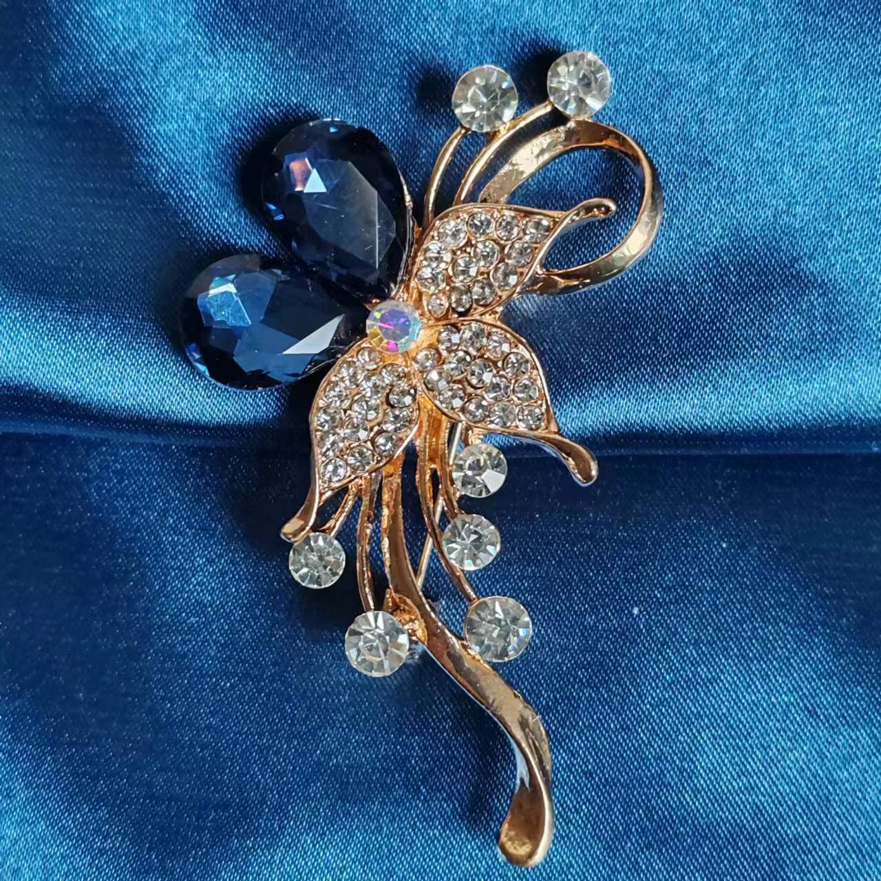 Brooch, high-end, niche silk scarf buckle, alloy Korean version diamond-encrusted coat, pearl brooch, clothing accessory, brooch, wholesale accessories pic 34