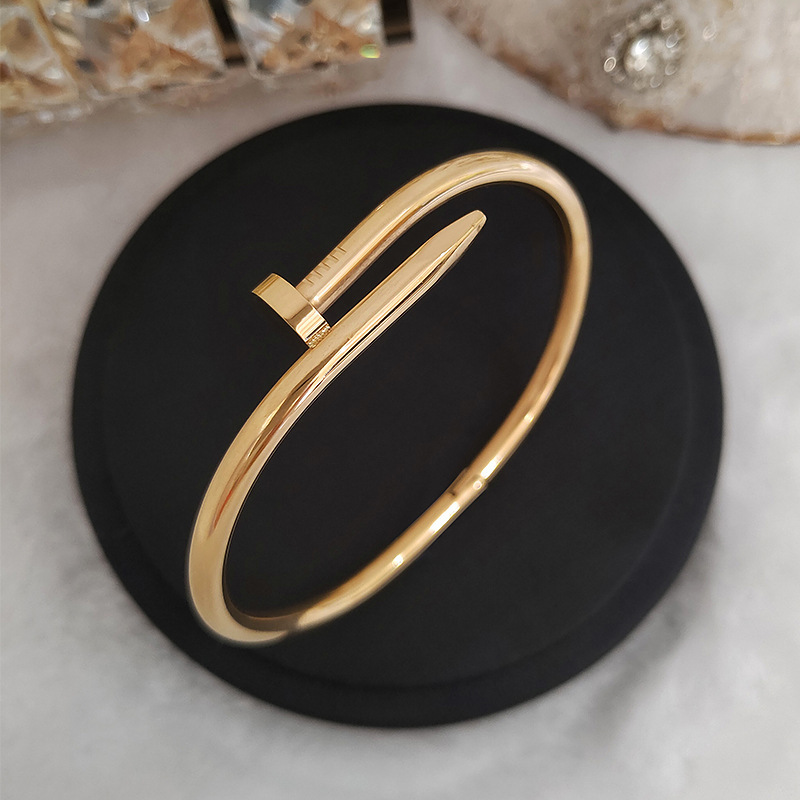 A classic 18k rose gold titanium steel bracelet that is a bestseller in Japan and South Korea. It is a unisex love nail bracelet that does not fade pic 23