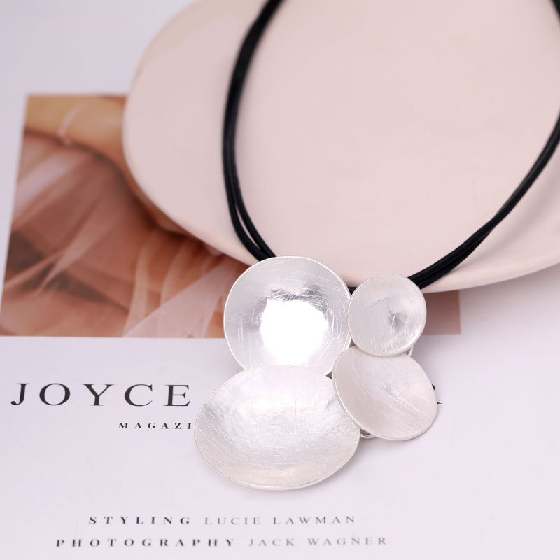 亚马逊新款金属项链时尚流行女士首饰欧美夸张吊坠高级感项链批发详情9