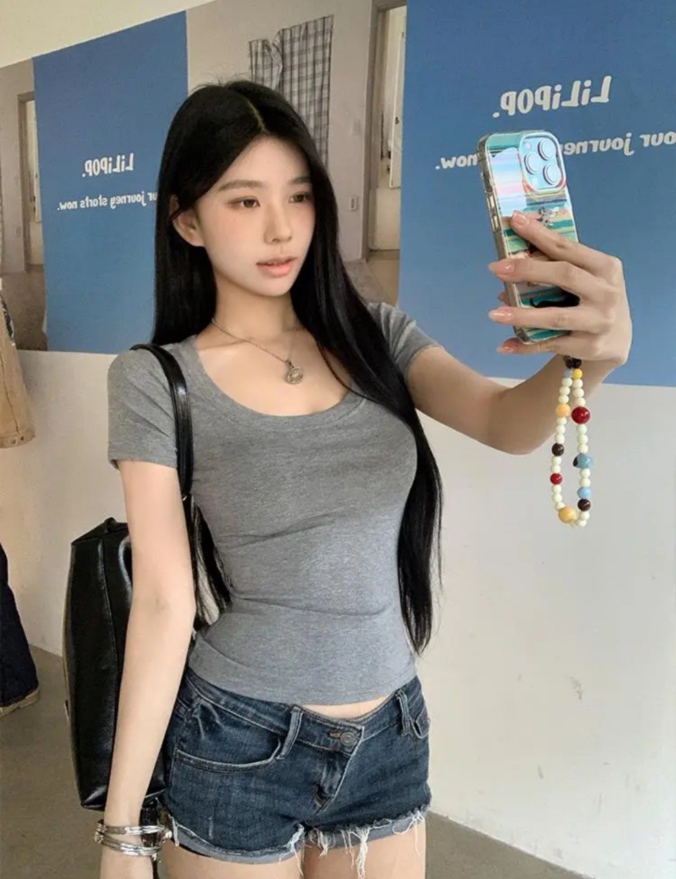 2025新款女式紧身T恤 大U领低领设计 显瘦百搭夏季短款上衣 小个子女生专享 短袖T恤打底衫详情14