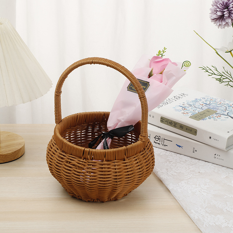 New hand-woven willow flower baskets, handcrafted rattan and straw woven festival wedding gifts, princess small baskets, rattan baskets wholesale pic 2