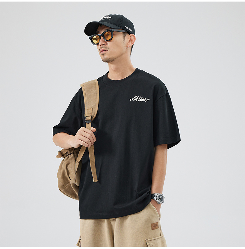 The 2025 summer new half-sleeved T-shirt for men is a trendy and versatile short-sleeved American retro printed loose round-neck T-shirt pic 15