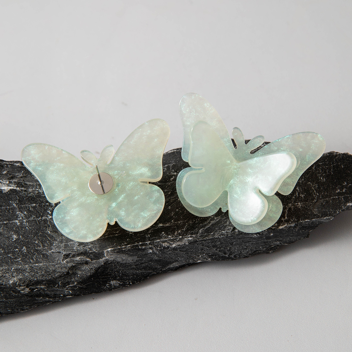 亚马逊跨境清新甜美彩色树脂花瓣花朵耳钉气质多巴胺 耳环耳饰女详情22