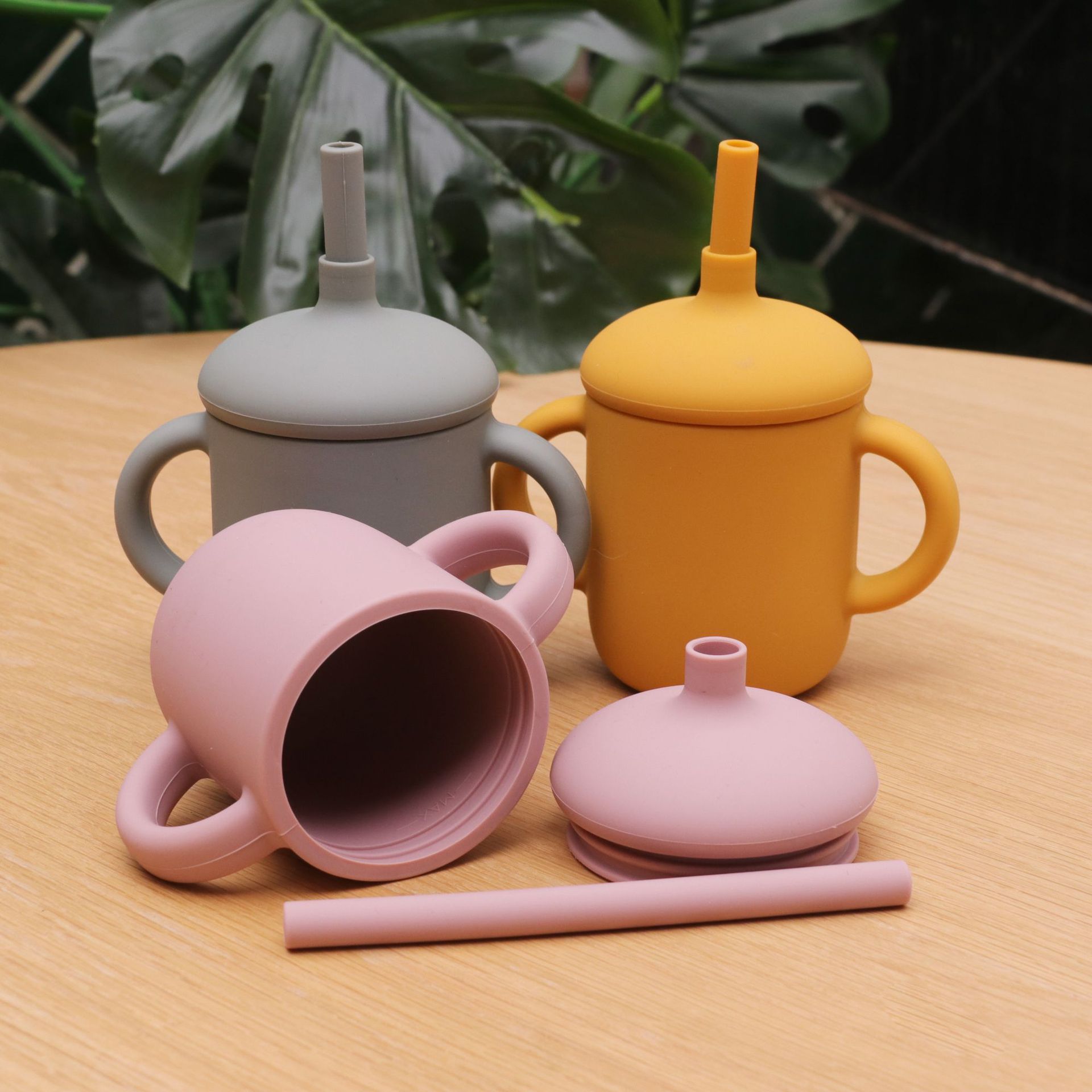 食品级儿童硅胶吸管水杯婴儿防摔双耳硅胶水杯宝宝硅胶学饮杯详情5