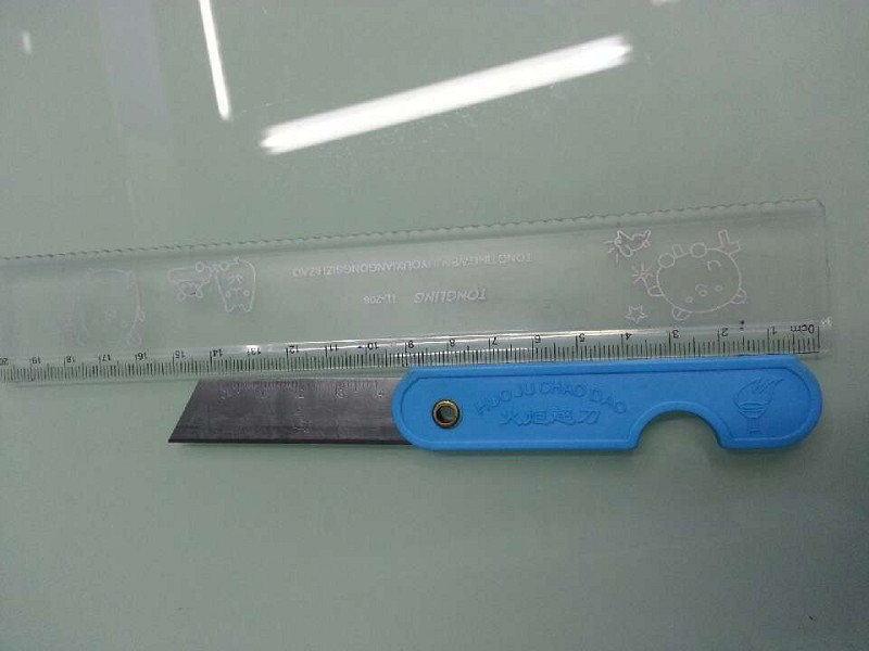 锋利不锈钢小刀 生削笔刀壁纸刀裁纸美工刀小刀 削铅笔小刀供应详情2