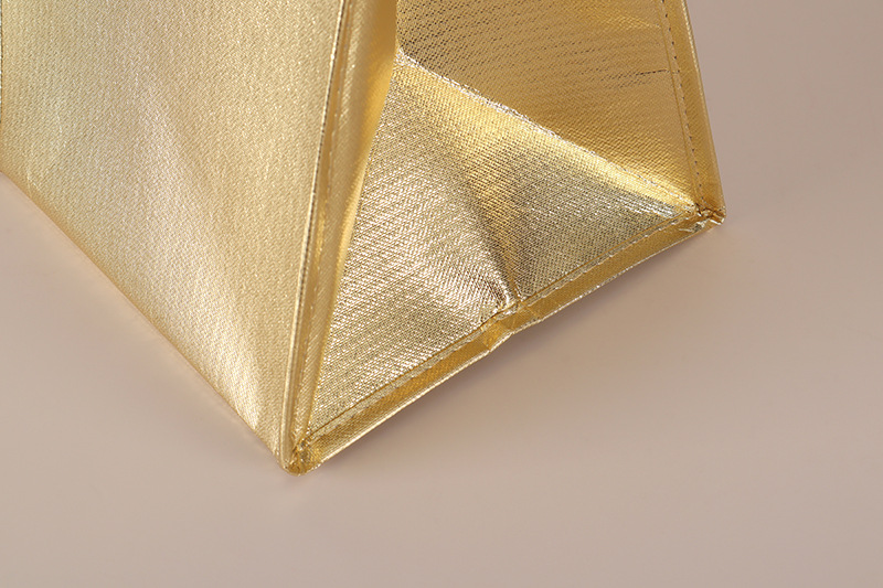 In-stock birthday cakes, hand-held insulated bags, ice packs, aluminum foil refrigerated bags, takeout preservation bags. Logos can be printed on them pic 19