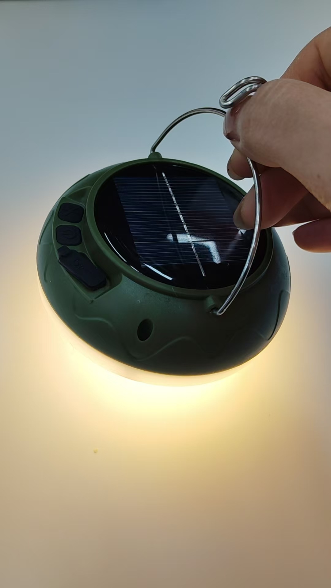 New solar-powered flying saucer lamp, USB rechargeable lithium battery dew lamp, outdoor emergency lighting lamp, night market street stall hanging lamp pic 16