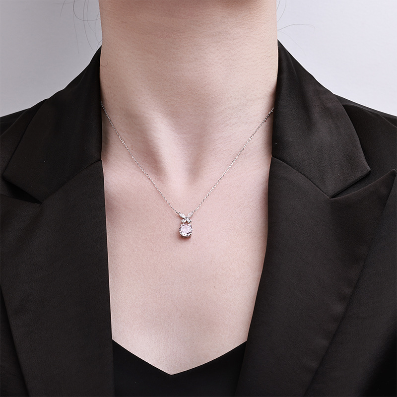 Zhuoheng selects the new, gentle and ethereal s925 sterling silver necklace from Dongdaemun, South Korea. It features a creative design and is a niche accessory pic 5
